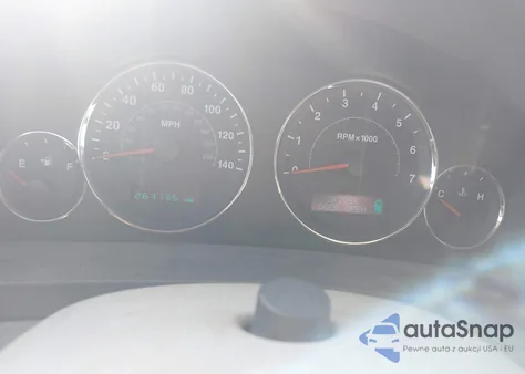 2007 Jeep Grand Cherokee Laredo z USA, uszkodzony, nr VIN 1J8GS48K47C597516